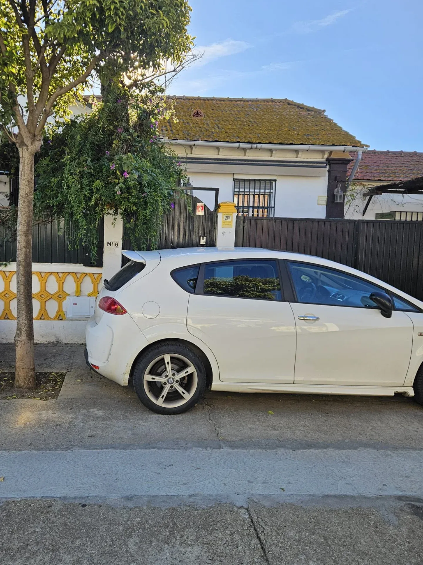 problemas de aparcamiento en el Barrio Obrero