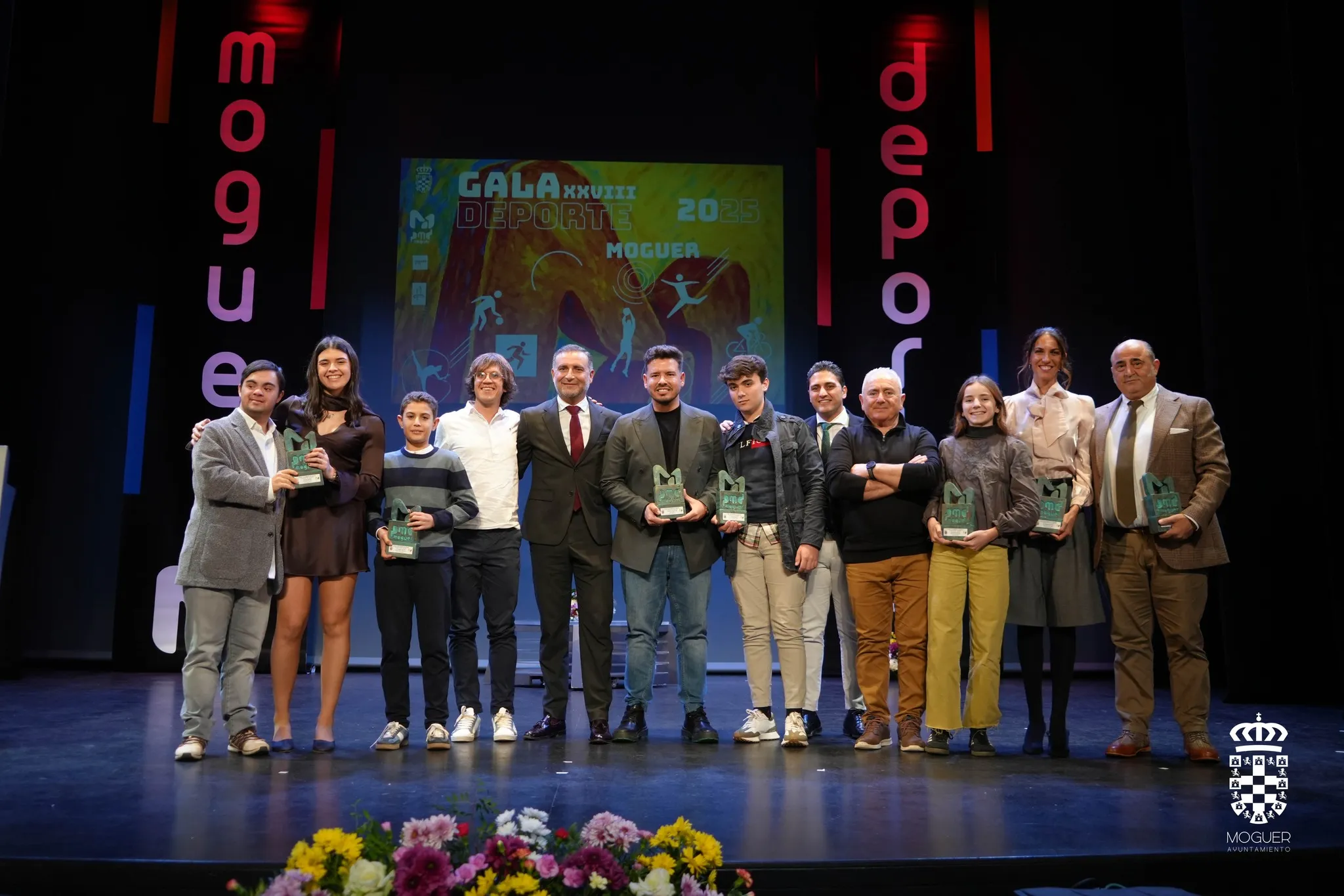 Foto grupal de la Gala del Deporte de Moguer 2025